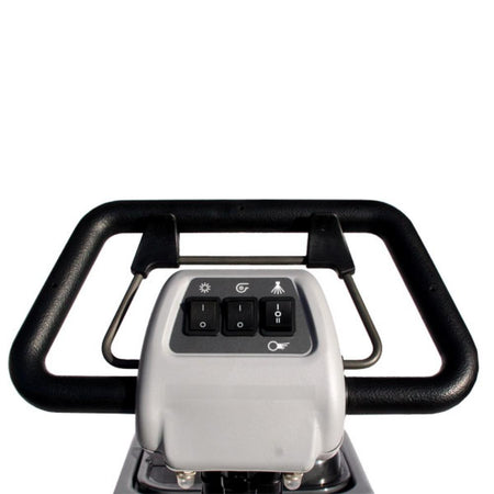 Steering handle and center switch controls for x17 push carpet extractor